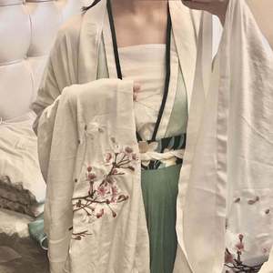 淑女隐忍憋尿by白夜飞行
